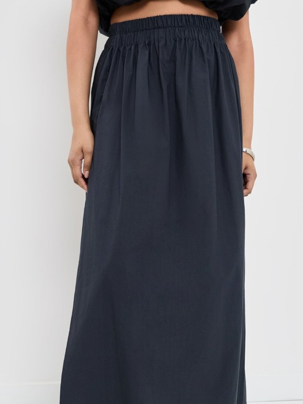 Mikoh ~ Navy Linen Maxi Skirt ~  3 ~ L / XL ~ Pockets